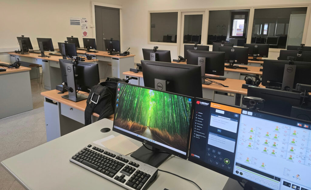 Puesto profesor laboratorio de interpretación